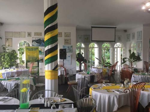 The Jamaica Palace Hotel
