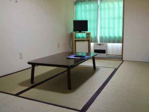 Hostal Showa Shinzan Youth Hostel