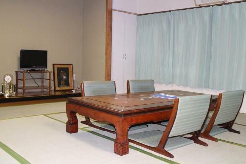 Hostal Showa Shinzan Youth Hostel