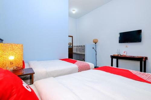 Hotel Oyo 2450 Hening Homestay