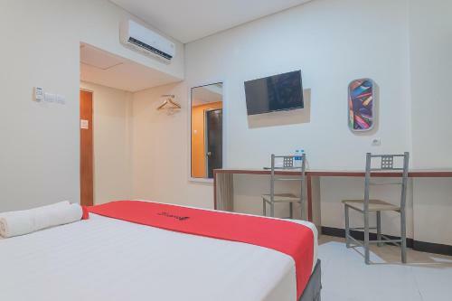 Hostal Reddoorz @ Rajawali Km 5