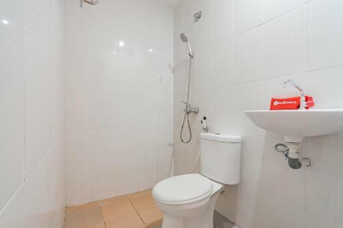 Hostal Reddoorz @ Rajawali Km 5