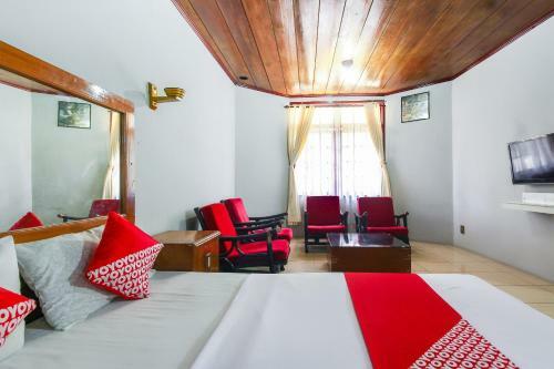 Oyo 3180 Hotel Rian Cottage