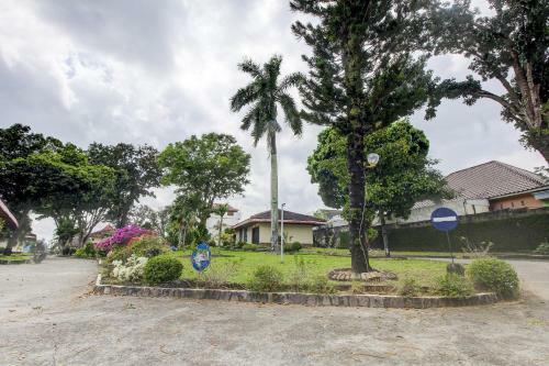 Oyo 3180 Hotel Rian Cottage