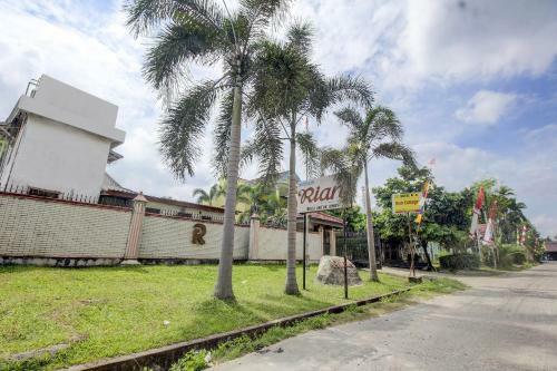Oyo 3180 Hotel Rian Cottage