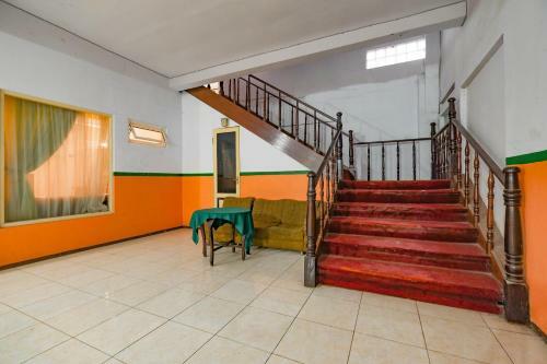 Hotel Spot On 2865 Sartika Inn Pati
