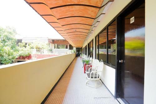 Oyo 1652 Hotel Tampiarto