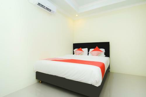 Hotel Oyo 1909 Edelweiss Residence Syariah