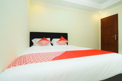 Hotel Oyo 1909 Edelweiss Residence Syariah
