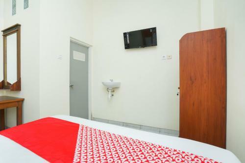 Hotel Oyo 1642 Penginapan Anggrek Syariah 2
