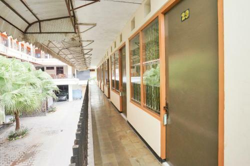 Hotel Spot On 2090 Ratna Backpacker Syariah