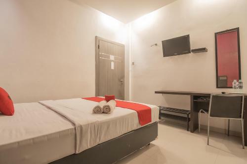 Hostal Reddoorz Plus Near Undip Pleburan