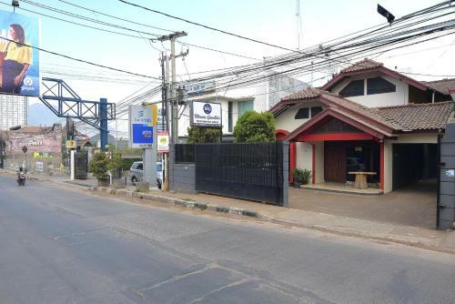 Hostal Reddoorz Near Ipdn 2
