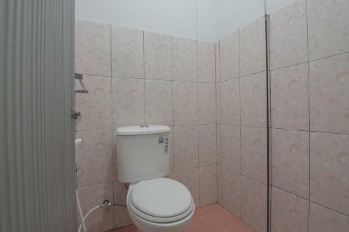 Hostal Reddoorz Near Rsud Dr. Abdul Aziz