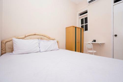 Hotel Oyo Life 2532 Kost Putri Adia