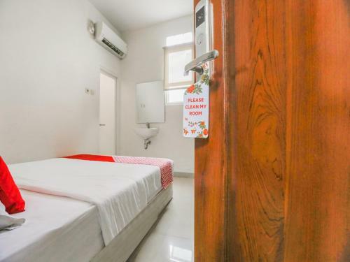 Hotel Oyo 3838 Tamansari Guest House