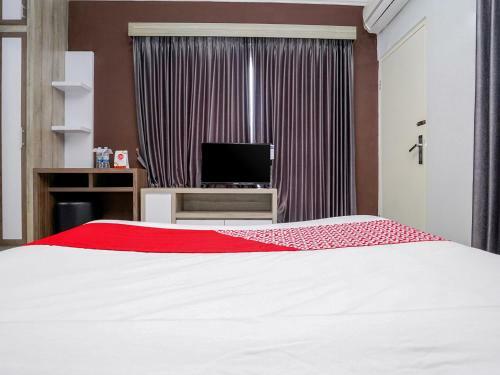 Hotel Oyo 747 Cipunegara Residence