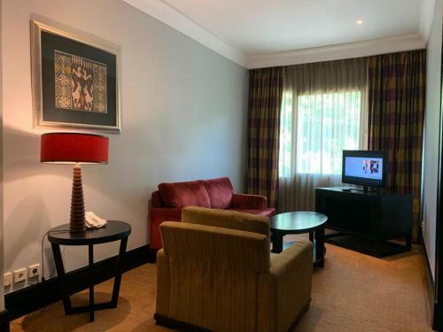 Surya Hotel & Cottages