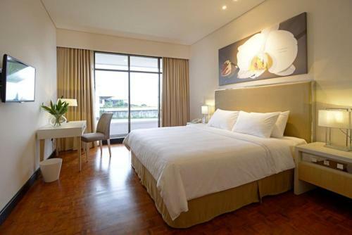 Surya Hotel & Cottages