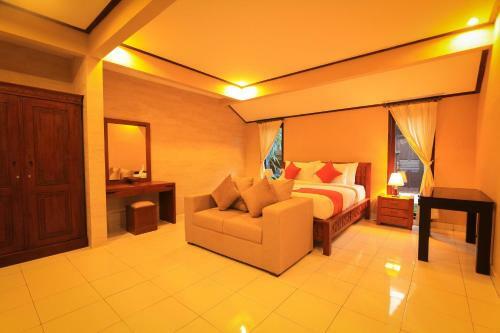 Hostal Cahyatika House & Spa