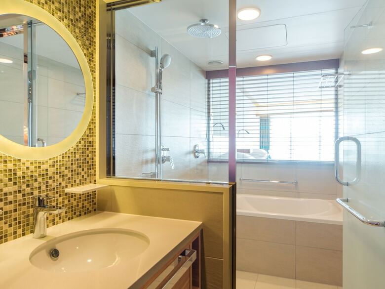 Sunmarina Hotel