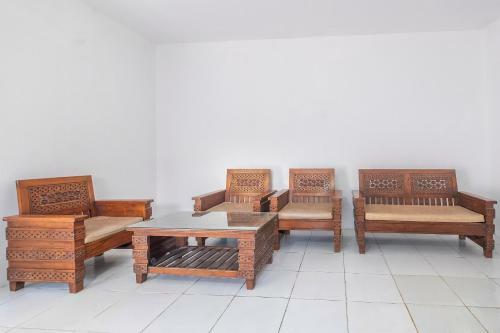 Hotel Oyo 2775 Rf Homestay