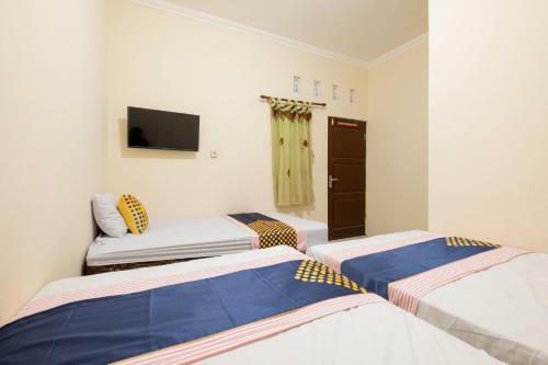 Spot On 2419 Rumah Nugraha Hotel Syariah