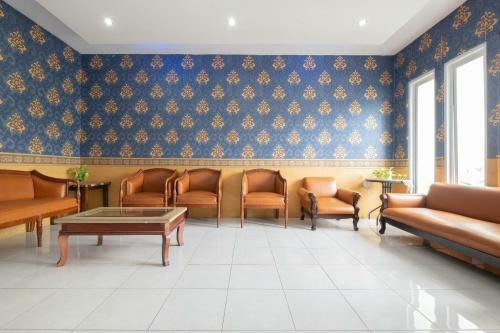 Spot On 2419 Rumah Nugraha Hotel Syariah