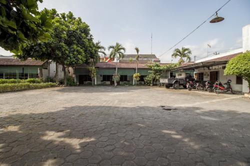 Hostal Reddoorz @ Sagan Jogja 2