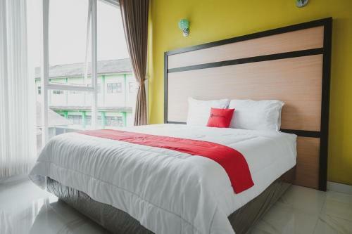 Hostal Reddoorz Syariah @ Jalan Dieng