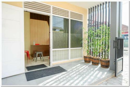 Hotel Reddoorz Near Gejayan 3