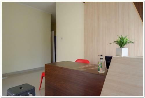 Hotel Reddoorz Near Gejayan 3
