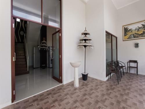 Hotel Oyo 3935 Artha Ambarukmo Exclusive