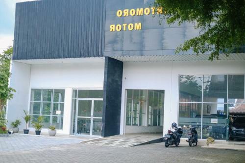 Hotel Artomoro Syariah Guest House