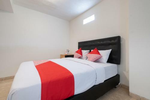 Hotel Oyo 2173 Bnv House Babarsari