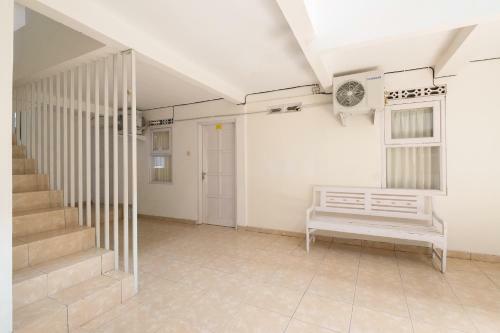 Hotel Oyo 2173 Bnv House Babarsari