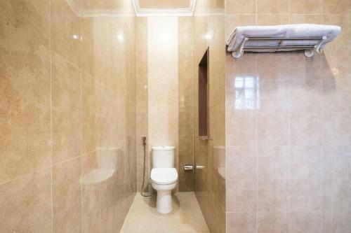 Hotel Oyo 2469 Sutomo Homestay