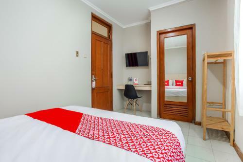 Oyo 3819 Hotel Winotosastro
