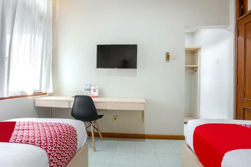 Oyo 3819 Hotel Winotosastro