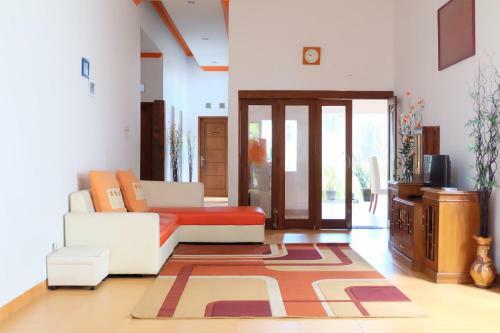 Villa 4 Kamar Full AC Dekat Alun-alun Kidul