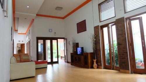 Villa 4 Kamar Full AC Dekat Alun-alun Kidul