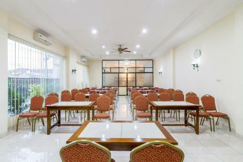 Oyo 1309 Hotel Shafira
