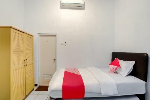 Hotel Oyo 3467 White Residence