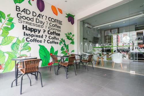 Hostal Reddoorz Plus @ Panakkukang Makassar