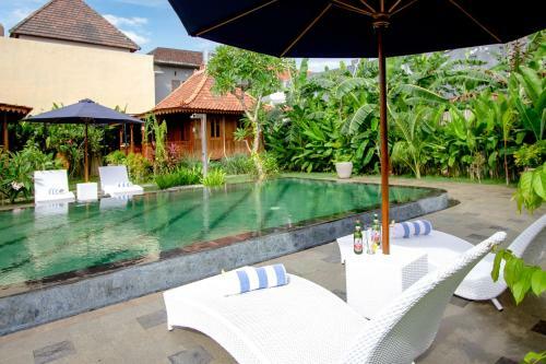 Hotel Moson Resort And Restaurant Legian