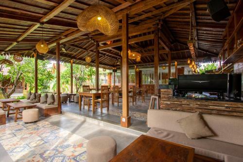 Hotel Moson Resort And Restaurant Legian