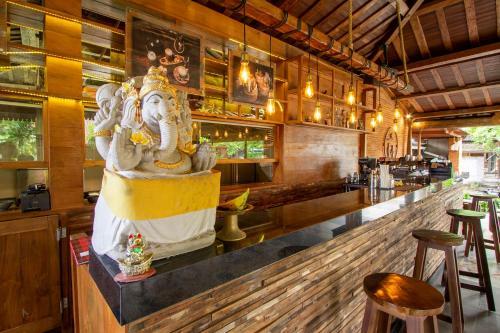 Hotel Moson Resort And Restaurant Legian