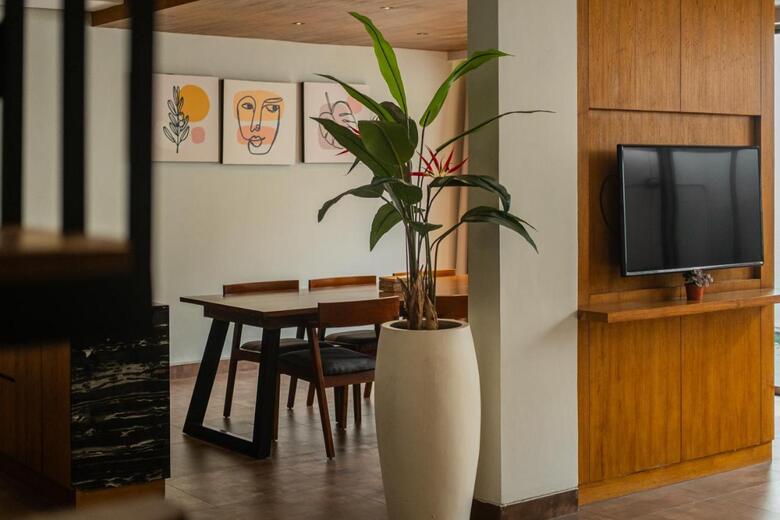 Hotel Kayumas Seminyak Resort