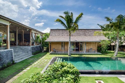 5 Star Villa For Rent In Bali, Bali Villa 2008