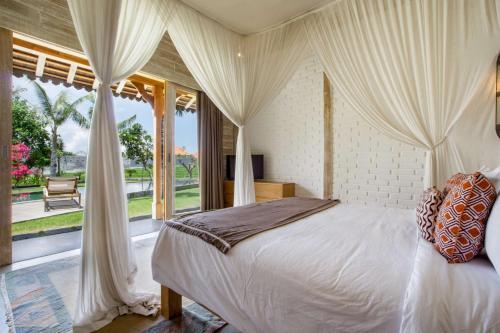 5 Star Villa For Rent In Bali, Bali Villa 2008